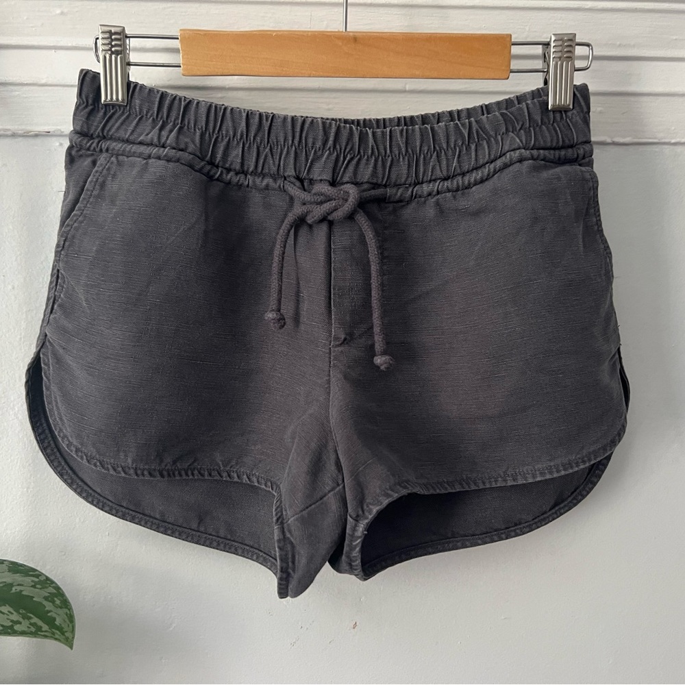 Wilfred Free - XS Grey Linen Shorts